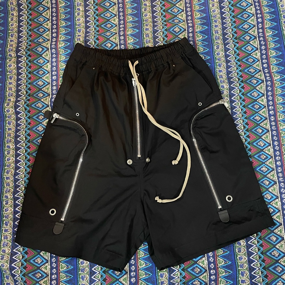 Rick Owens Men's Black Casual Drawstring Cargo Shorts